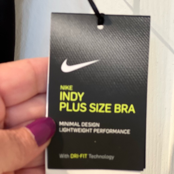 NWT 🏃‍♀️ BLACK w/WHITE NIKE RAZORBACK “INDY PLUS” DRI-FIT PADDED SPORTS BRA 1X - Picture 9 of 10
